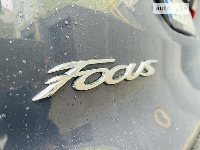 Сірий Форд Фокус, об'ємом двигуна 1.6 л та пробігом 258 тис. км за 7700 $, фото 27 на Automoto.ua