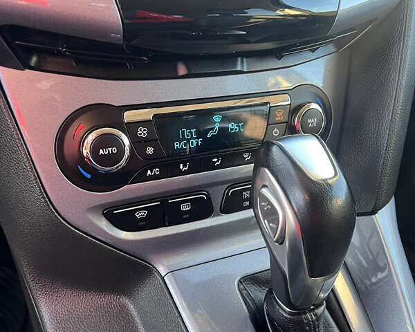 Серый Форд Фокус, объемом двигателя 2 л и пробегом 243 тыс. км за 9150 $, фото 40 на Automoto.ua