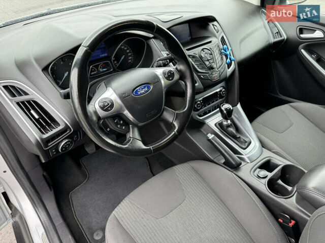 Форд Фокус 2014 в Стрые на Automoto.ua Серый Форд Фокус, объемом двигателя 1.6 л и пробегом 218 тыс. км за 8750 $, фото 34 на Automoto.ua