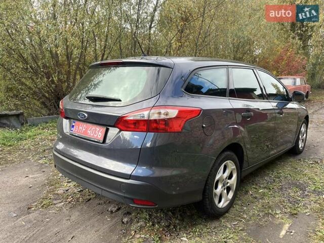 Форд Фокус 2014 у Нежине на Automoto.ua Сірий Форд Фокус, об'ємом двигуна 1.6 л та пробігом 230 тис. км за 8000 $, фото 3 на Automoto.ua