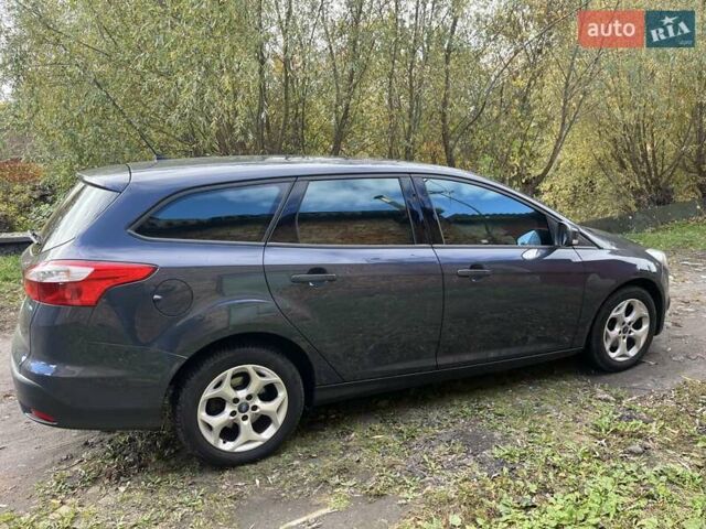 Форд Фокус 2014 у Нежине на Automoto.ua Сірий Форд Фокус, об'ємом двигуна 1.6 л та пробігом 230 тис. км за 8000 $, фото 5 на Automoto.ua