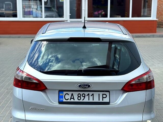 Форд Фокус 2014 в Сумах на Automoto.ua Серый Форд Фокус, объемом двигателя 1.6 л и пробегом 268 тыс. км за 6200 $, фото 3 на Automoto.ua