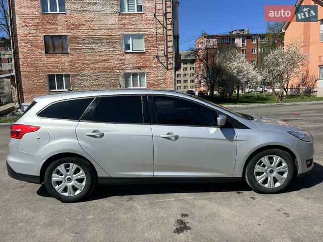 Форд Фокус 2015 у Коломые на Automoto.ua Сірий Форд Фокус, об'ємом двигуна 1.6 л та пробігом 240 тис. км за 8700 $, фото 15 на Automoto.ua