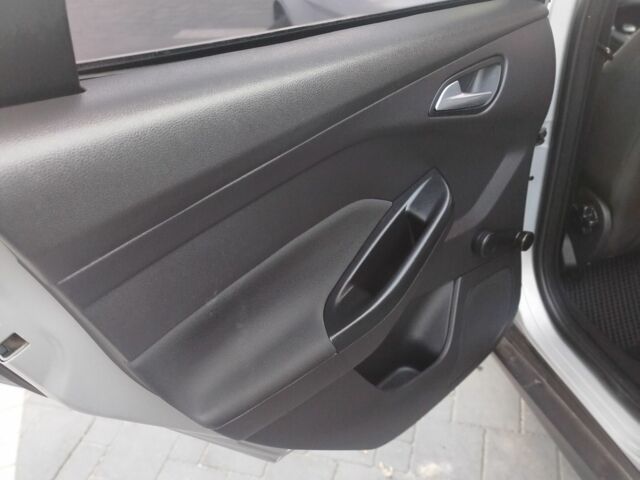 Сірий Форд Фокус, об'ємом двигуна 1.5 л та пробігом 251 тис. км за 8200 $, фото 10 на Automoto.ua