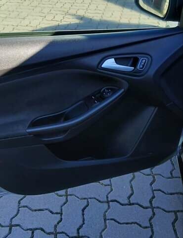 Серый Форд Фокус, объемом двигателя 1.6 л и пробегом 198 тыс. км за 7200 $, фото 13 на Automoto.ua