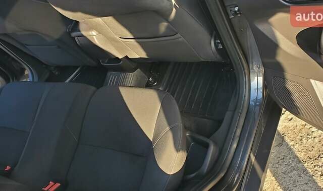 Серый Форд Фокус, объемом двигателя 1.5 л и пробегом 158 тыс. км за 8500 $, фото 13 на Automoto.ua