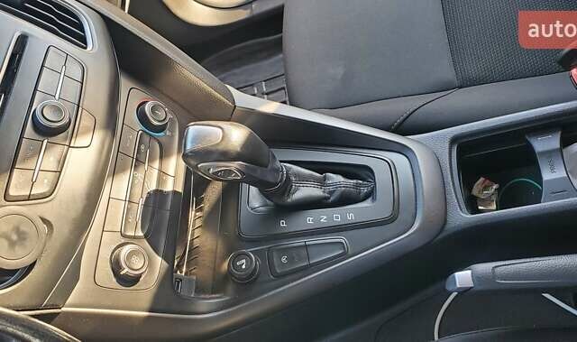 Серый Форд Фокус, объемом двигателя 1.5 л и пробегом 158 тыс. км за 8500 $, фото 10 на Automoto.ua