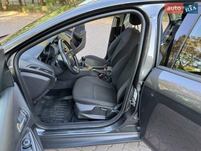 Сірий Форд Фокус, об'ємом двигуна 1 л та пробігом 148 тис. км за 8200 $, фото 24 на Automoto.ua