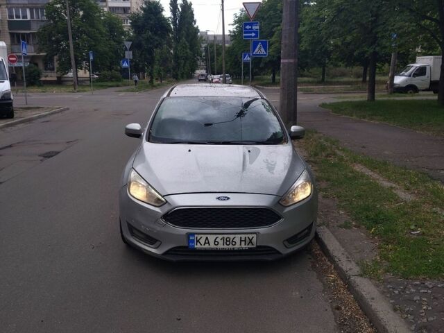 Сірий Форд Фокус, об'ємом двигуна 1.5 л та пробігом 380 тис. км за 3800 $, фото 1 на Automoto.ua