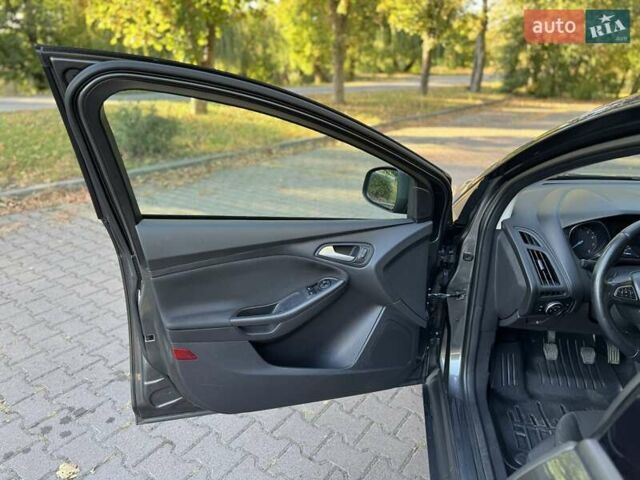 Сірий Форд Фокус, об'ємом двигуна 1 л та пробігом 148 тис. км за 8200 $, фото 15 на Automoto.ua