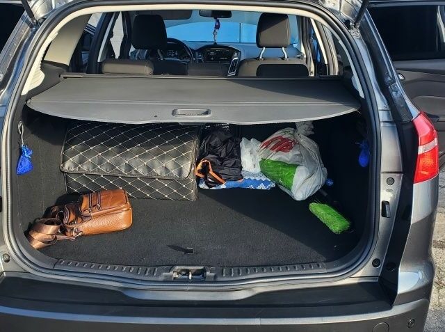 Серый Форд Фокус, объемом двигателя 1.5 л и пробегом 158 тыс. км за 8500 $, фото 13 на Automoto.ua