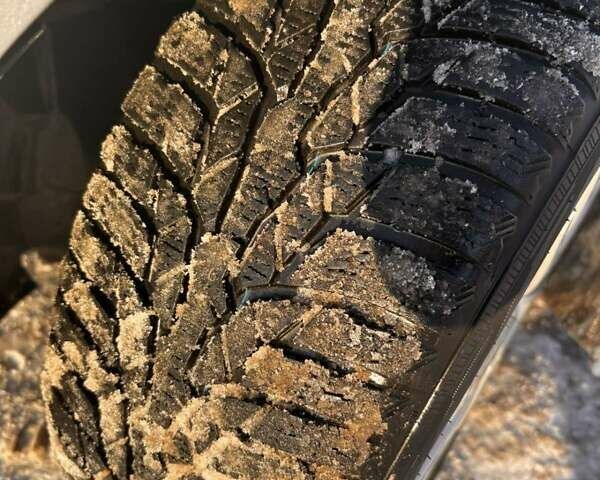 Сірий Форд Фокус, об'ємом двигуна 1.5 л та пробігом 229 тис. км за 8999 $, фото 8 на Automoto.ua