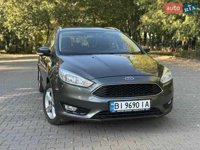 Сірий Форд Фокус, об'ємом двигуна 1 л та пробігом 148 тис. км за 8200 $, фото 2 на Automoto.ua