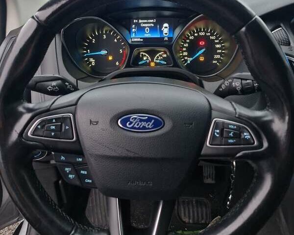 Форд Фокус 2015 в Запорожье на Automoto.ua Серый Форд Фокус, объемом двигателя 1.5 л и пробегом 229 тыс. км за 8850 $, фото 9 на Automoto.ua