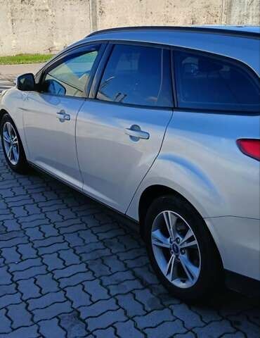 Серый Форд Фокус, объемом двигателя 1.6 л и пробегом 198 тыс. км за 7200 $, фото 14 на Automoto.ua