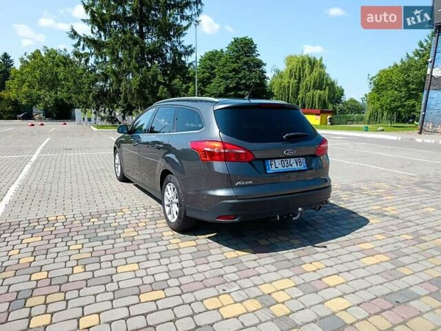 Серый Форд Фокус, объемом двигателя 2 л и пробегом 198 тыс. км за 9300 $, фото 13 на Automoto.ua