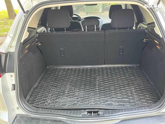 Сірий Форд Фокус, об'ємом двигуна 1.5 л та пробігом 268 тис. км за 8490 $, фото 31 на Automoto.ua