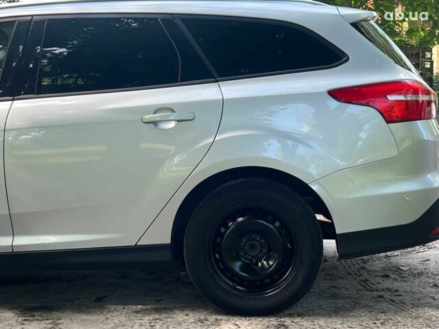 Сірий Форд Фокус, об'ємом двигуна 1.5 л та пробігом 268 тис. км за 8490 $, фото 11 на Automoto.ua