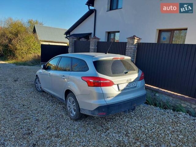 Серый Форд Фокус, объемом двигателя 1.5 л и пробегом 240 тыс. км за 9800 $, фото 6 на Automoto.ua