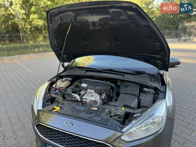 Сірий Форд Фокус, об'ємом двигуна 1 л та пробігом 148 тис. км за 8200 $, фото 25 на Automoto.ua