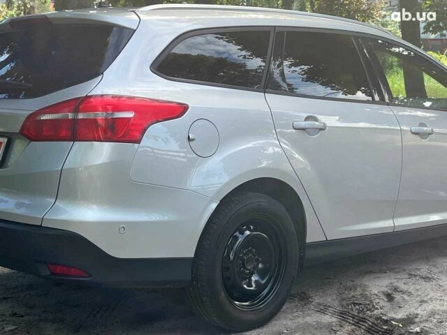 Сірий Форд Фокус, об'ємом двигуна 1.5 л та пробігом 268 тис. км за 8490 $, фото 7 на Automoto.ua