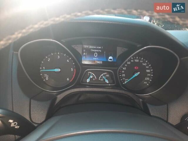 Серый Форд Фокус, объемом двигателя 2 л и пробегом 288 тыс. км за 11800 $, фото 6 на Automoto.ua