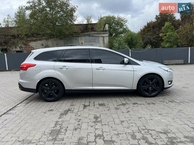Серый Форд Фокус, объемом двигателя 1.5 л и пробегом 218 тыс. км за 9150 $, фото 10 на Automoto.ua
