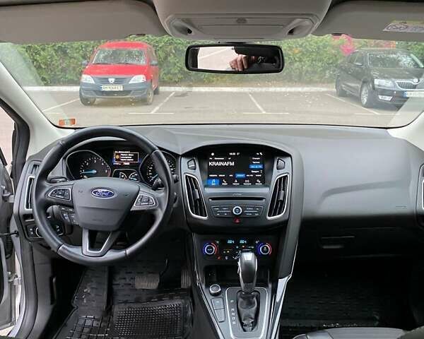 Форд Фокус 2016 в Киеве на Automoto.ua Серый Форд Фокус, объемом двигателя 1.5 л и пробегом 175 тыс. км за 11700 $, фото 7 на Automoto.ua