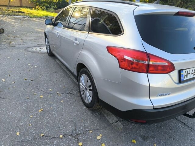 Серый Форд Фокус, объемом двигателя 1.5 л и пробегом 207 тыс. км за 9200 $, фото 3 на Automoto.ua