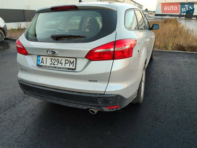 Сірий Форд Фокус, об'ємом двигуна 1.5 л та пробігом 231 тис. км за 8500 $, фото 4 на Automoto.ua