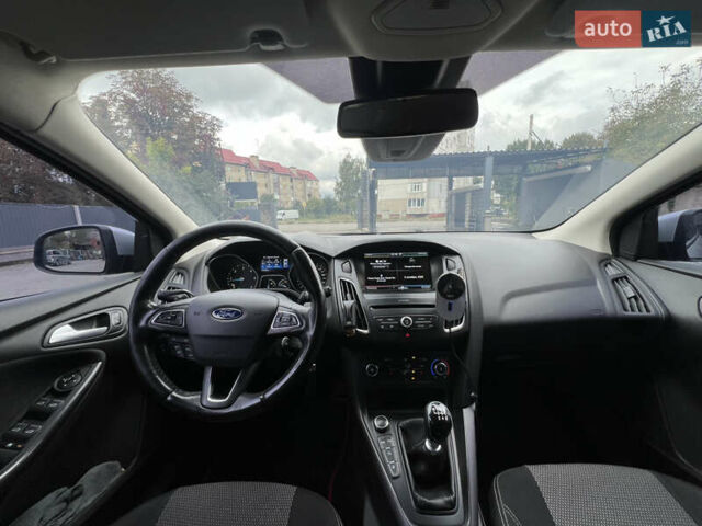 Серый Форд Фокус, объемом двигателя 1.5 л и пробегом 218 тыс. км за 9150 $, фото 16 на Automoto.ua