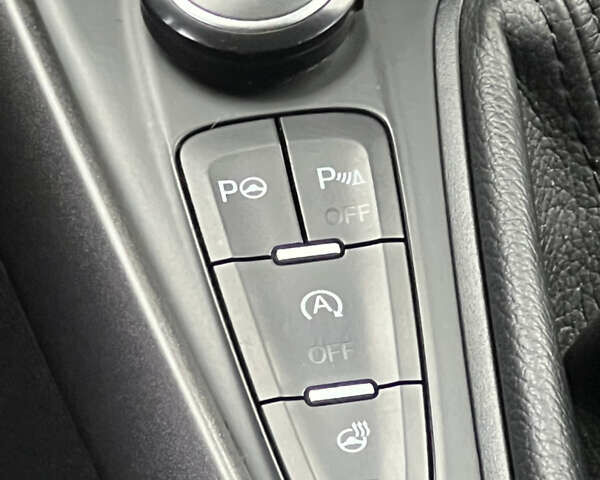 Серый Форд Фокус, объемом двигателя 1.5 л и пробегом 218 тыс. км за 9150 $, фото 12 на Automoto.ua