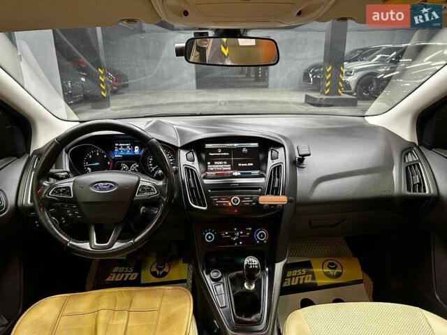 Сірий Форд Фокус, об'ємом двигуна 1.5 л та пробігом 210 тис. км за 8900 $, фото 15 на Automoto.ua