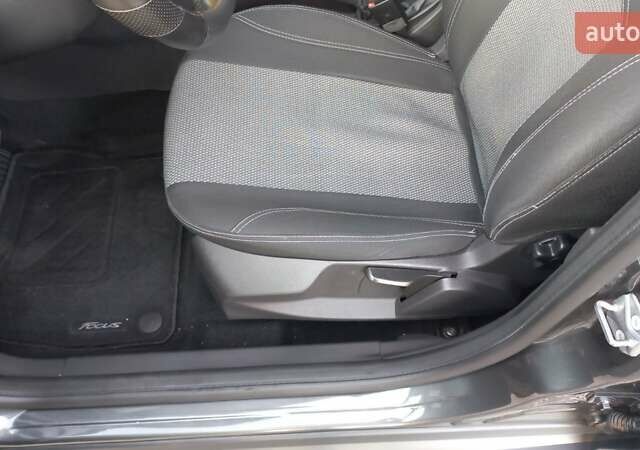 Серый Форд Фокус, объемом двигателя 1.5 л и пробегом 206 тыс. км за 10100 $, фото 21 на Automoto.ua