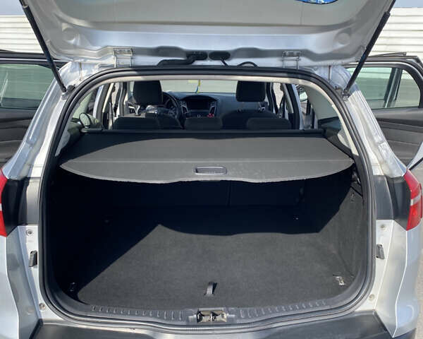 Серый Форд Фокус, объемом двигателя 1.5 л и пробегом 276 тыс. км за 8800 $, фото 18 на Automoto.ua