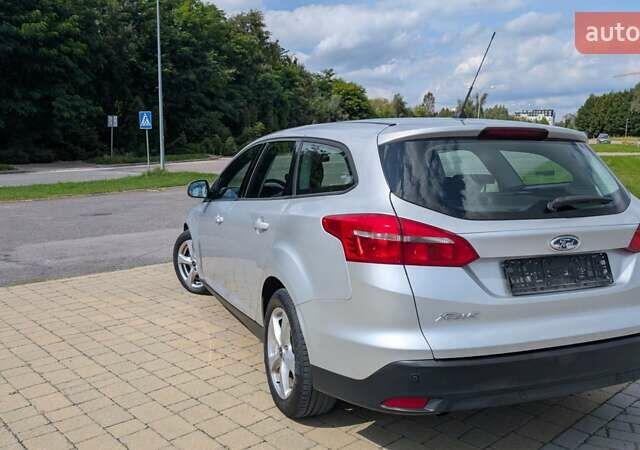 Серый Форд Фокус, объемом двигателя 1.5 л и пробегом 303 тыс. км за 9200 $, фото 32 на Automoto.ua