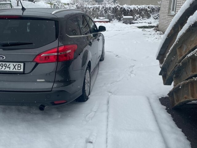 Серый Форд Фокус, объемом двигателя 1.5 л и пробегом 189 тыс. км за 11000 $, фото 6 на Automoto.ua