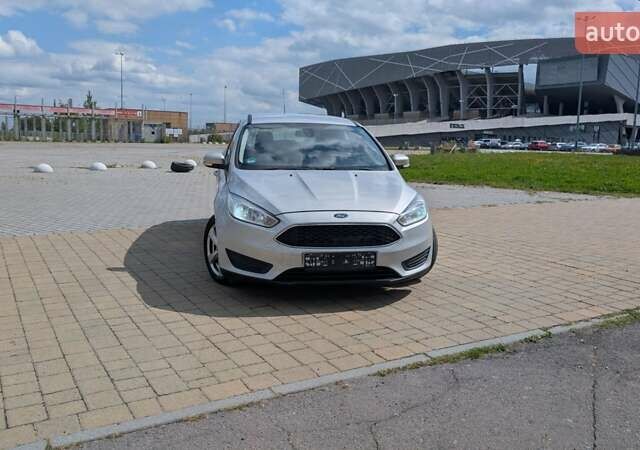 Серый Форд Фокус, объемом двигателя 1.5 л и пробегом 303 тыс. км за 9200 $, фото 30 на Automoto.ua