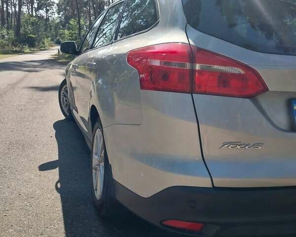 Серый Форд Фокус, объемом двигателя 1.5 л и пробегом 170 тыс. км за 12800 $, фото 15 на Automoto.ua