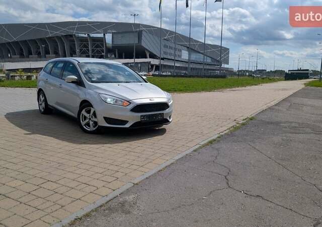 Серый Форд Фокус, объемом двигателя 1.5 л и пробегом 303 тыс. км за 9200 $, фото 28 на Automoto.ua