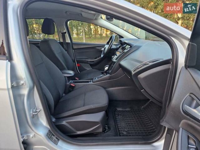 Серый Форд Фокус, объемом двигателя 1.5 л и пробегом 187 тыс. км за 9900 $, фото 10 на Automoto.ua