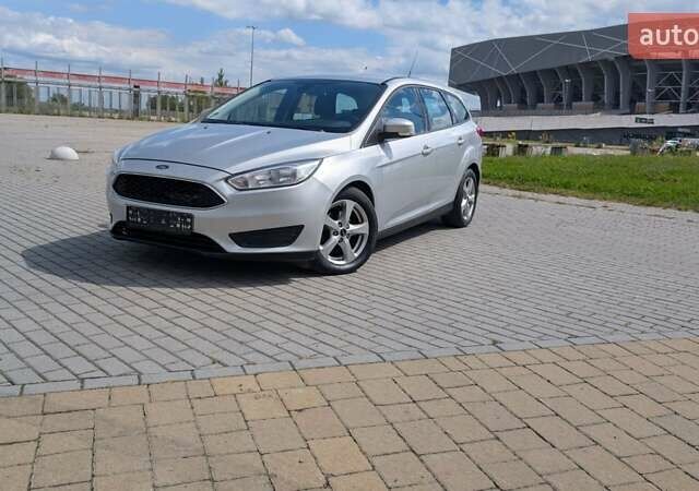 Серый Форд Фокус, объемом двигателя 1.5 л и пробегом 303 тыс. км за 9200 $, фото 9 на Automoto.ua