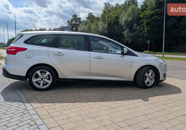 Серый Форд Фокус, объемом двигателя 1.5 л и пробегом 303 тыс. км за 9200 $, фото 24 на Automoto.ua