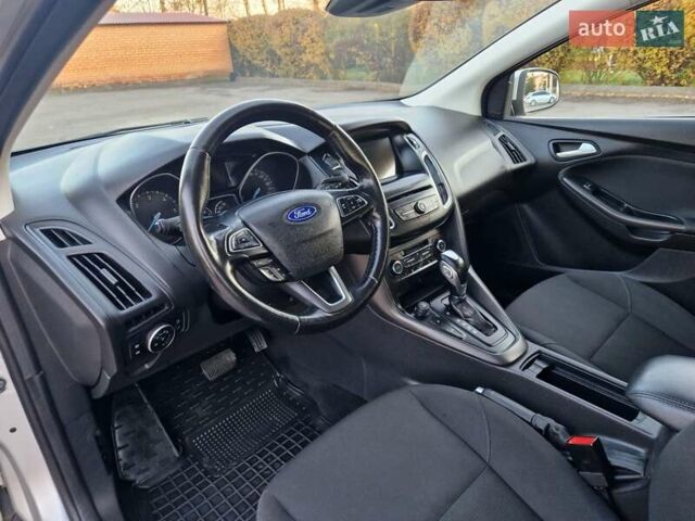 Серый Форд Фокус, объемом двигателя 1.5 л и пробегом 187 тыс. км за 9800 $, фото 28 на Automoto.ua