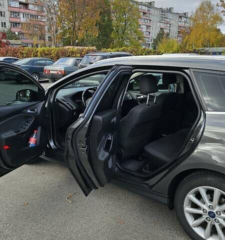 Сірий Форд Фокус, об'ємом двигуна 1.5 л та пробігом 238 тис. км за 10800 $, фото 9 на Automoto.ua
