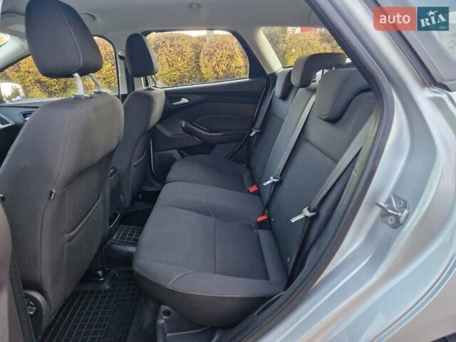 Серый Форд Фокус, объемом двигателя 1.5 л и пробегом 187 тыс. км за 9900 $, фото 47 на Automoto.ua