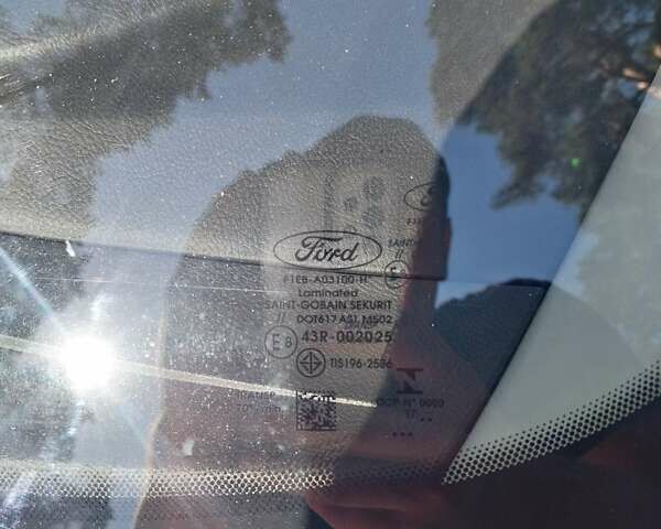 Серый Форд Фокус, объемом двигателя 1.5 л и пробегом 170 тыс. км за 12800 $, фото 21 на Automoto.ua