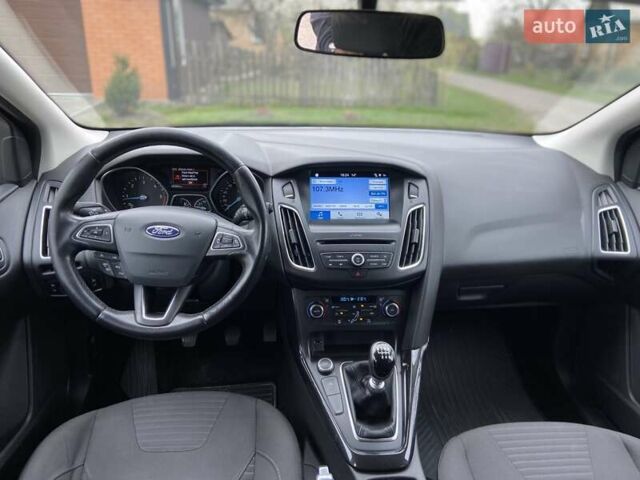 Серый Форд Фокус, объемом двигателя 2 л и пробегом 283 тыс. км за 9550 $, фото 21 на Automoto.ua