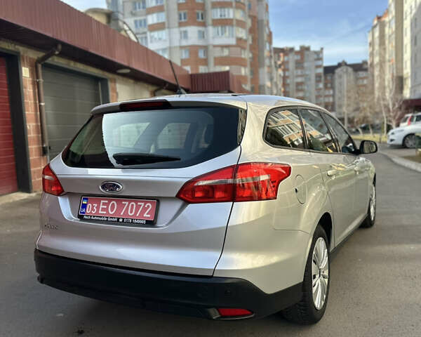 Серый Форд Фокус, объемом двигателя 1.5 л и пробегом 183 тыс. км за 9700 $, фото 7 на Automoto.ua