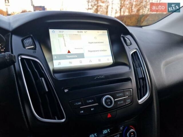 Серый Форд Фокус, объемом двигателя 1.5 л и пробегом 187 тыс. км за 9900 $, фото 40 на Automoto.ua